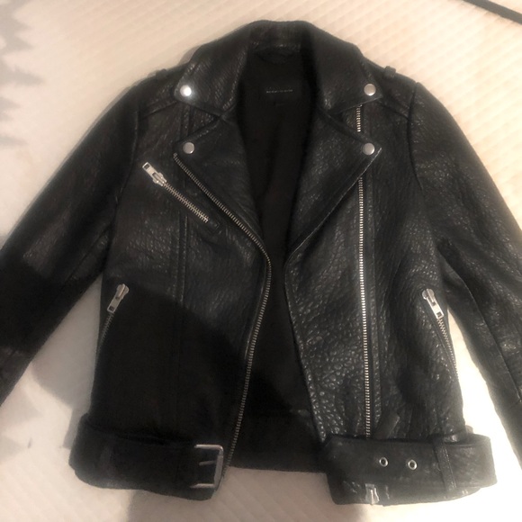 Like new. Only worn 2 times. - Picture 1 of 3